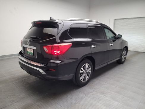 Used 2020 Nissan Pathfinder S FWD image 9