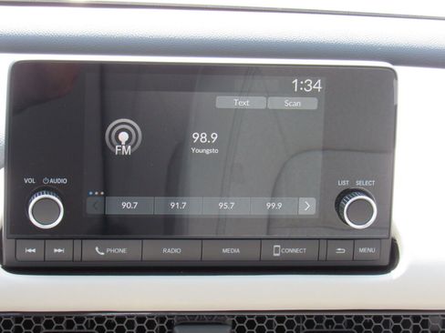 Certified 2024 Honda HR-V LX image 8