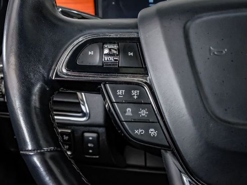 Used 2024 Lincoln Navigator Reserve image 16