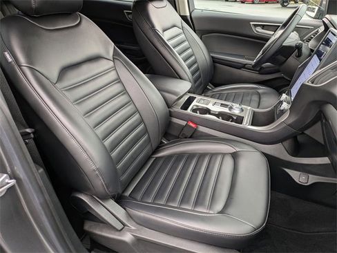 Used 2023 Ford Edge SEL w/ Convenience Package image 38