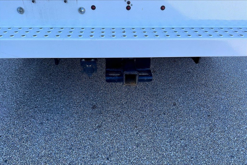 Used 2023 RAM 4500 Tradesman w/ Chrome Appearance Group RWD image 7