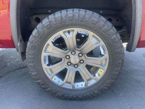 Used 2018 GMC Sierra 1500 Denali w/ Denali Ultimate Package AWD/4WD image 7