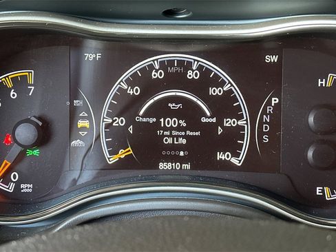 Used 2014 Jeep Grand Cherokee Summit image 21