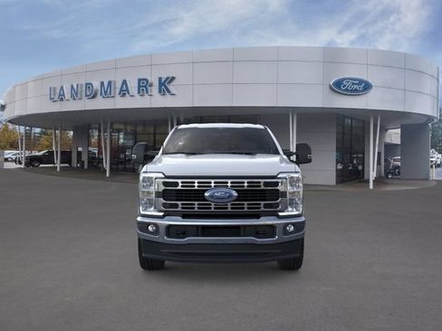 New 2026 Ford F350 XLT w/ FX4 Off-Road Package AWD/4WD image 6
