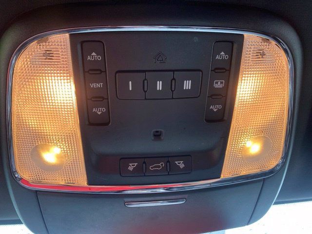 Used 2014 Jeep Grand Cherokee Overland w/ Advanced Technology Group AWD/4WD image 25
