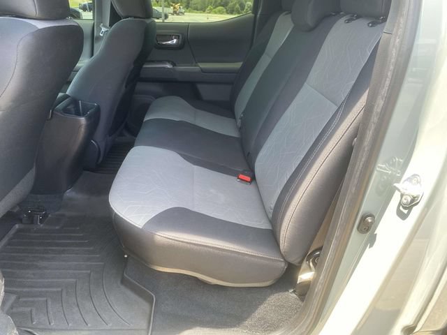 Used 2022 Toyota Tacoma TRD Sport w/ Technology Package AWD/4WD image 10