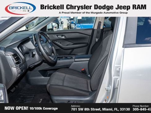 Used 2025 Nissan Rogue SV image 16