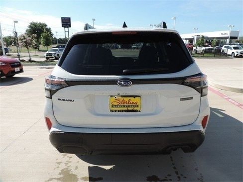 Certified 2025 Subaru Forester Premium image 6