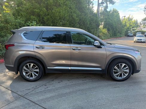 Used 2020 Hyundai Santa Fe SEL w/ Convenience + Premium Package AWD/4WD image 2