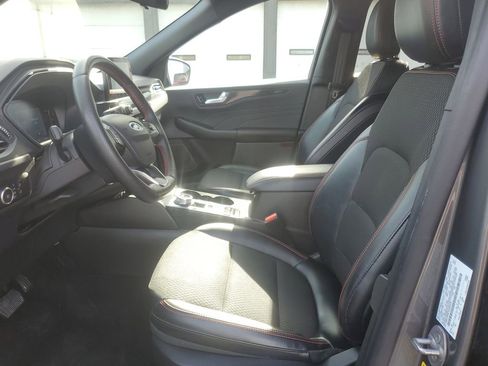 Used 2025 Ford Escape ST-Line Select AWD/4WD image 8