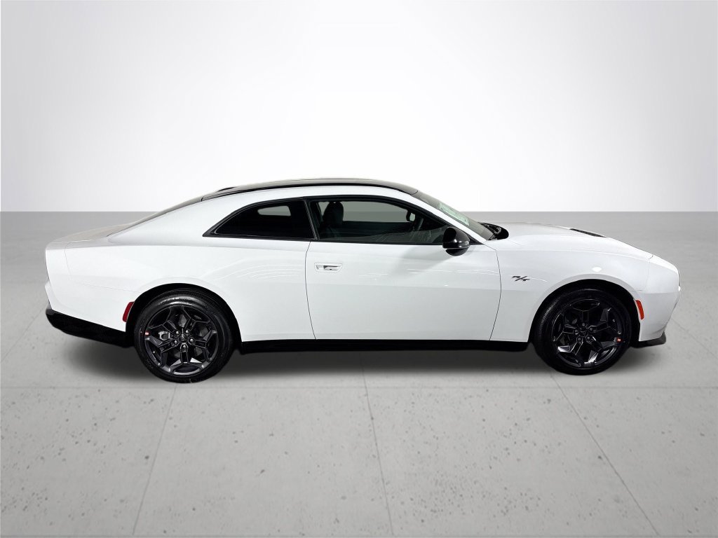 New 2026 Dodge Charger R/T w/ Blacktop Package AWD/4WD image 5