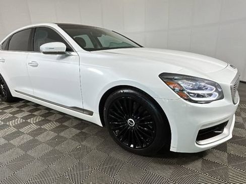 Used 2019 Kia K900 Luxury w/ VIP Package AWD/4WD image 2