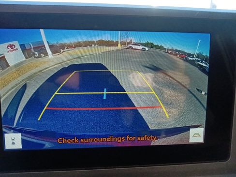 Used 2024 Toyota Tacoma TRD Sport image 22