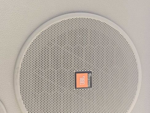 Used 2017 Toyota Highlander Limited Platinum image 40