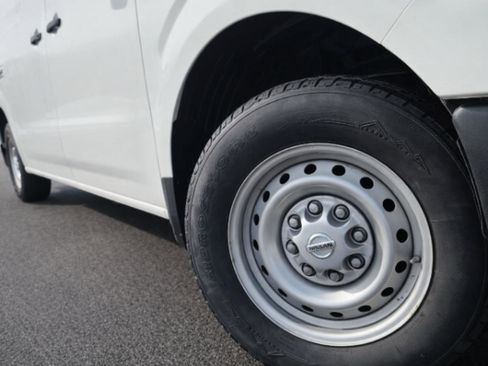 Used 2020 Nissan NV 2500 S image 8