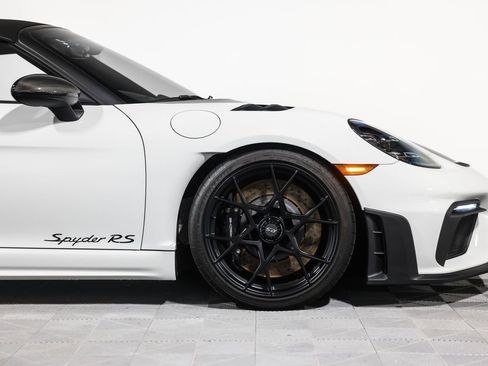 Used 2024 Porsche 718 Boxster Spyder RS w/ Weissach Package RWD image 3