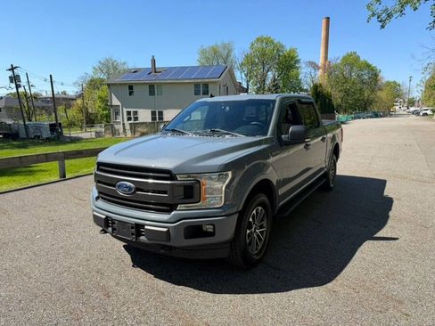 Used 2019 Ford F150 XLT w/ Equipment Group 302A Luxury AWD/4WD image 2