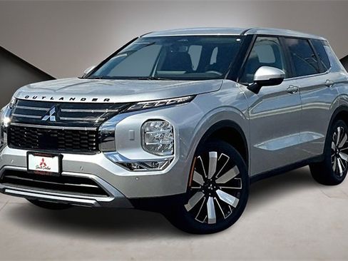New 2025 Mitsubishi Outlander SE image 1
