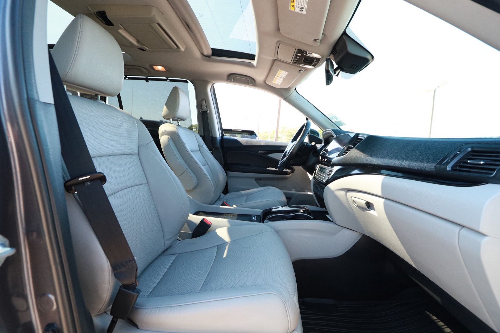 Used 2021 Honda Pilot Elite image 28