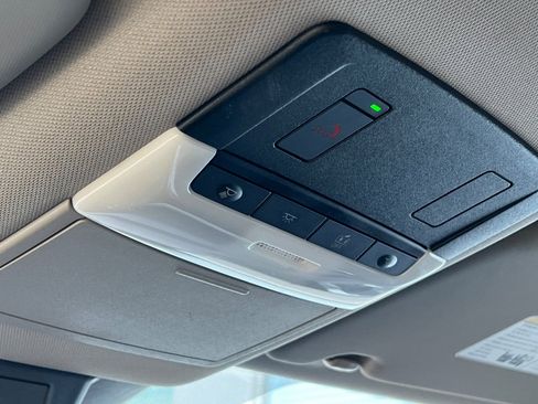 Used 2023 Nissan Rogue SV image 24