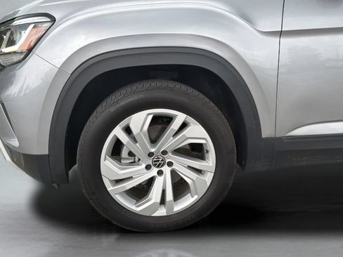 Certified 2023 Volkswagen Atlas SE FWD image 39
