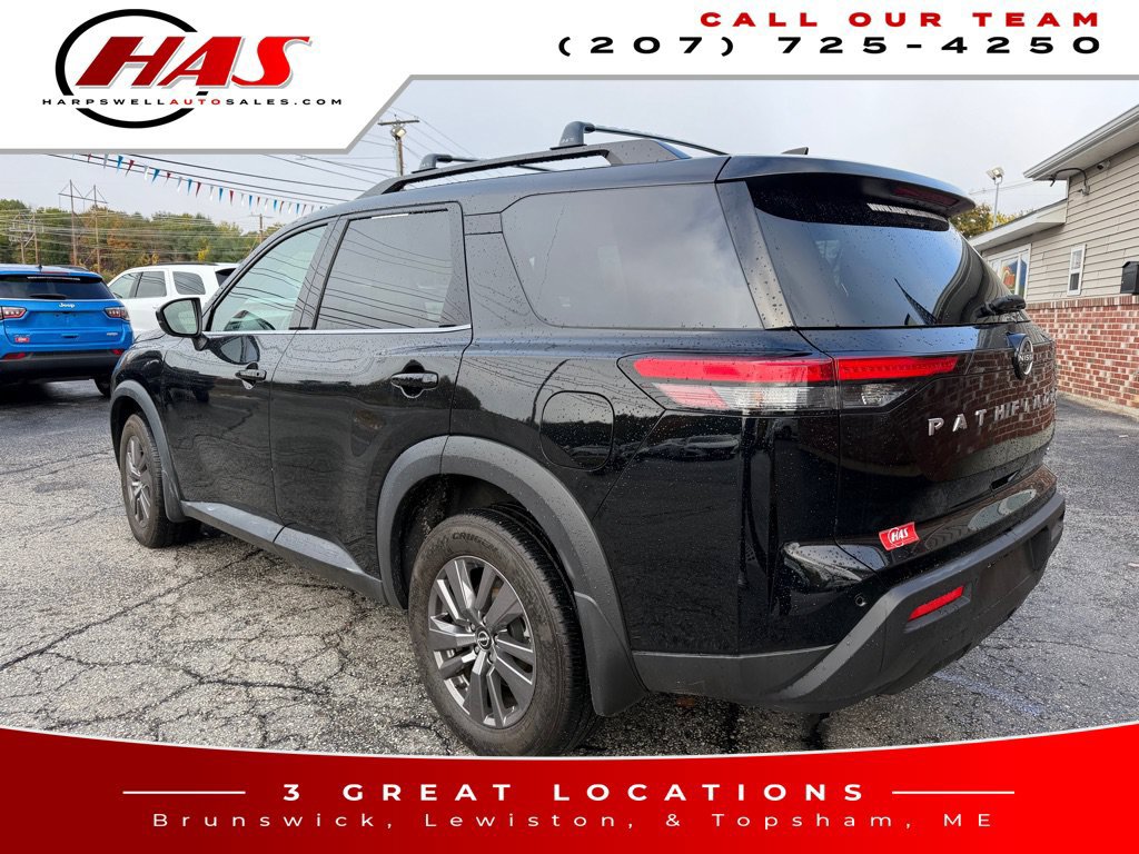 Used 2023 Nissan Pathfinder SV w/ Cargo Package AWD/4WD image 21