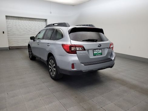 Used 2015 Subaru Outback 2.5i Limited AWD/4WD image 5