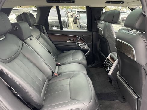 Certified 2023 Land Rover Range Rover Autobiography image 31
