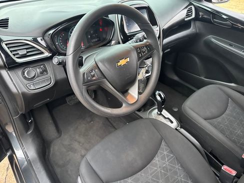 Used 2022 Chevrolet Spark LT image 18
