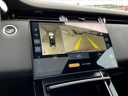 Used 2024 Land Rover Range Rover Evoque Dynamic SE image 14