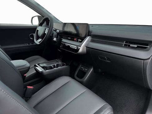 New 2026 Hyundai Ioniq 5 SEL image 13