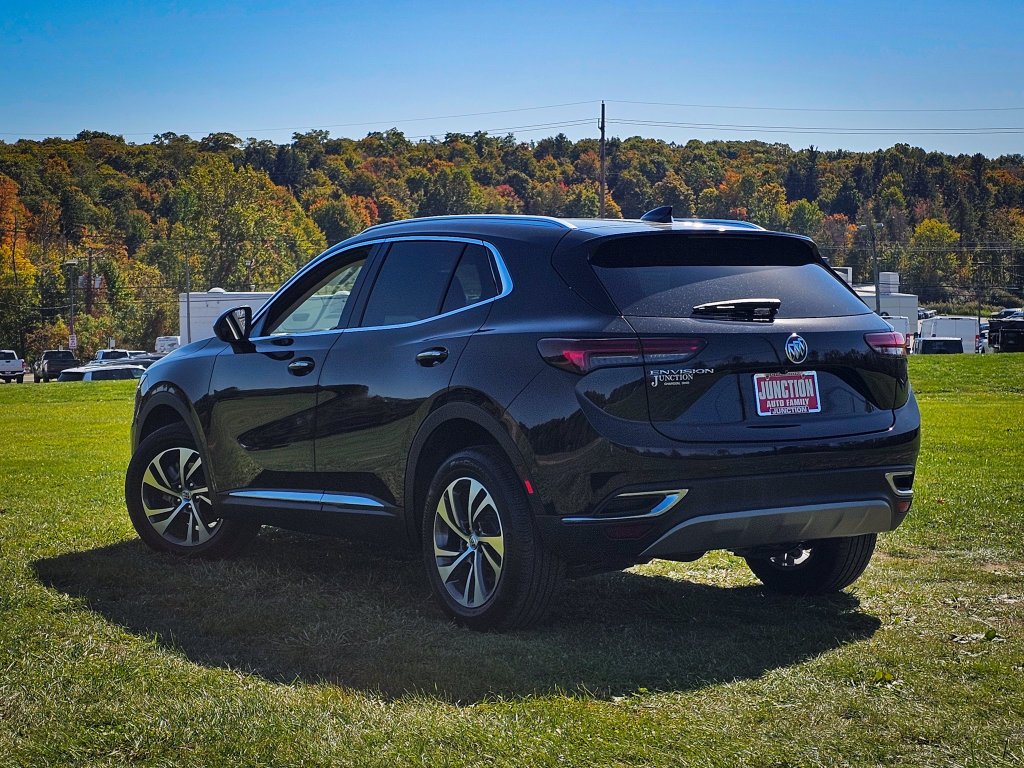 Used 2022 Buick Envision Essence w/ Safety Package FWD image 6