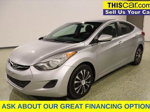 Used 2012 Hyundai Elantra GLS image 3