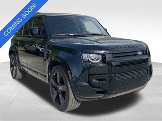 Used 2023 Land Rover Defender 110 X-Dynamic SE video 1