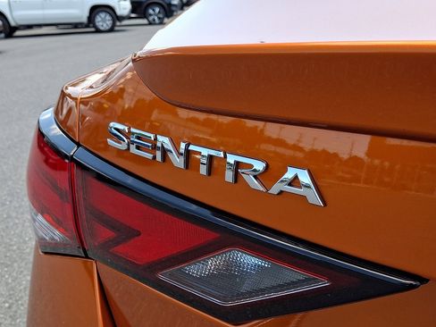 Certified 2025 Nissan Sentra SR w/ SR Premium Package FWD image 30