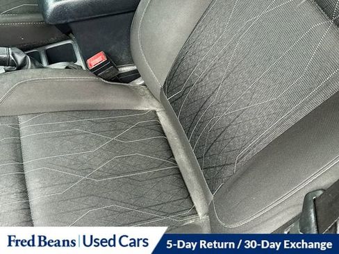 Used 2019 Ford EcoSport SE w/ SE Convenience Package image 21