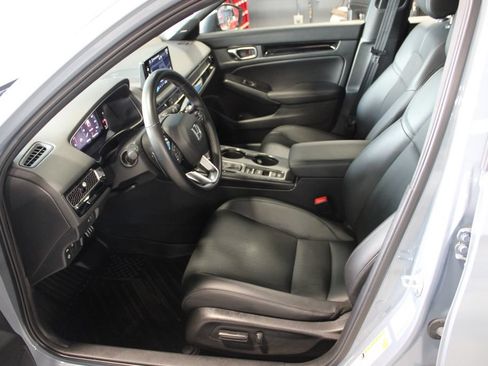 Used 2022 Honda Civic Sport Touring image 6