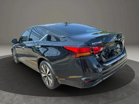 Used 2022 Nissan Altima 2.5 SV FWD image 7