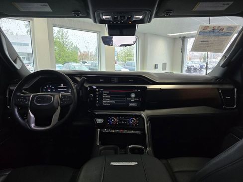 Used 2025 GMC Sierra 3500 Denali w/ Denali Reserve Package image 29