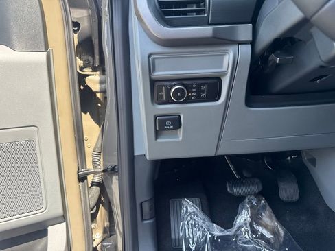New 2026 Ford F150 XLT w/ XLT Chrome Appearance Package AWD/4WD image 42