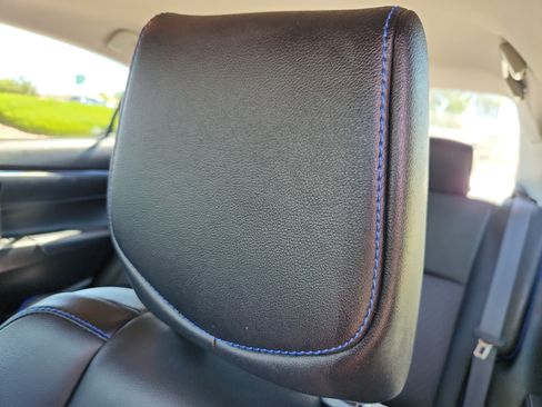 Used 2019 Toyota Corolla SE w/ Body Protection Package FWD image 11