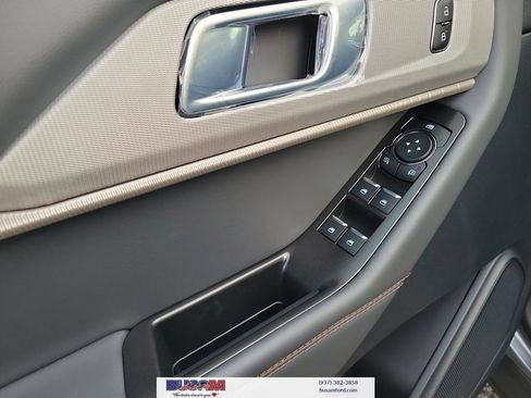 New 2026 Ford Explorer Active w/ Active Comfort Package AWD/4WD image 17