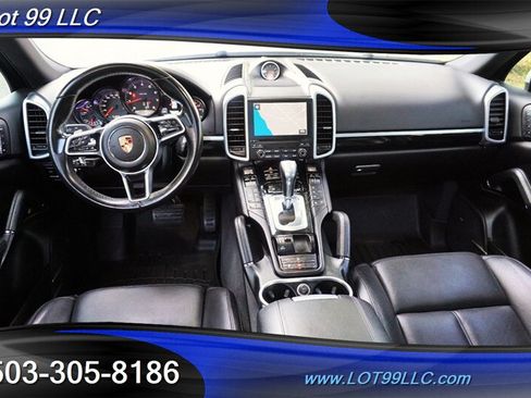 Used 2017 Porsche Cayenne Platinum Edition AWD/4WD image 2