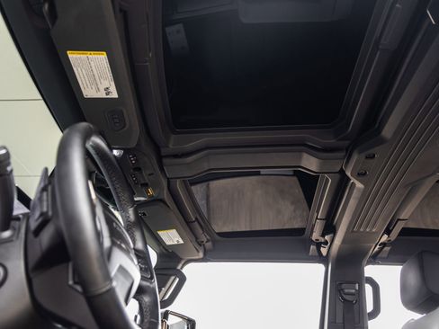 Used 2024 GMC Hummer EV 3X AWD/4WD image 22