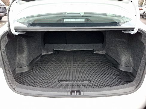 Certified 2025 Toyota Corolla SE image 28