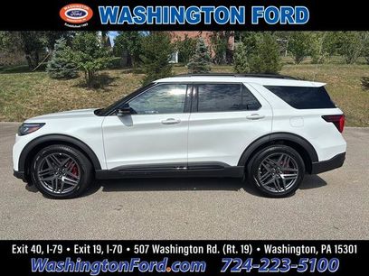 New 2025 Ford Explorer ST w/ Sun And Sound Package