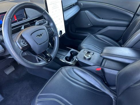 Used 2022 Ford Mustang Mach-E Premium RWD image 9