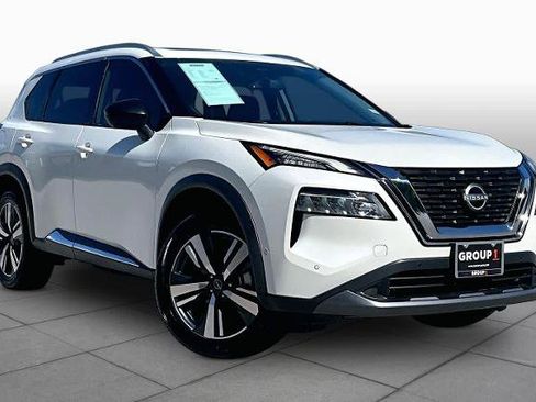 Certified 2023 Nissan Rogue SL w/ SL Premium Package FWD image 3
