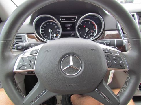 Used 2014 Mercedes-Benz ML 350 4MATIC image 22