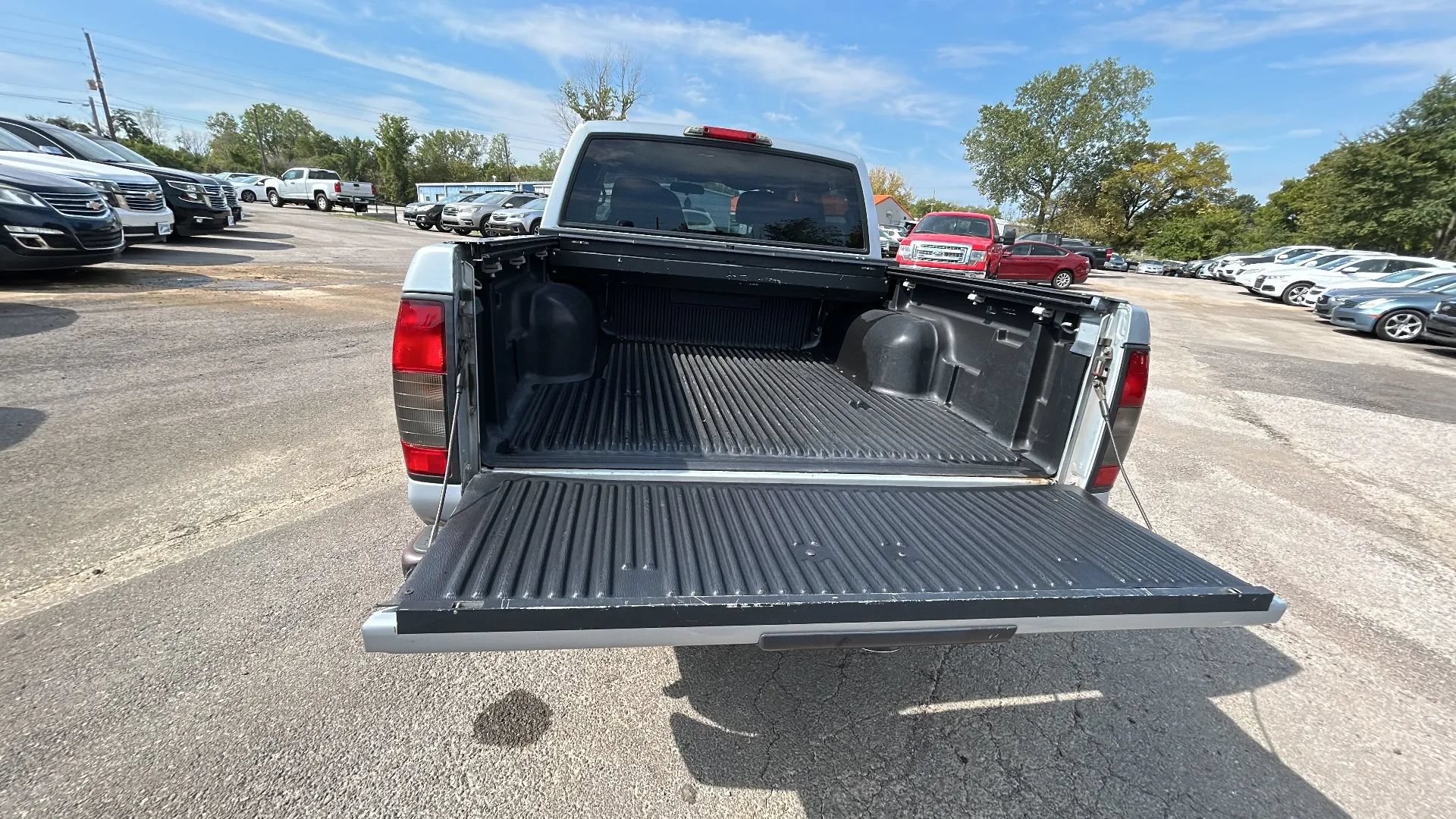 Used 2002 Nissan Frontier XE RWD image 7
